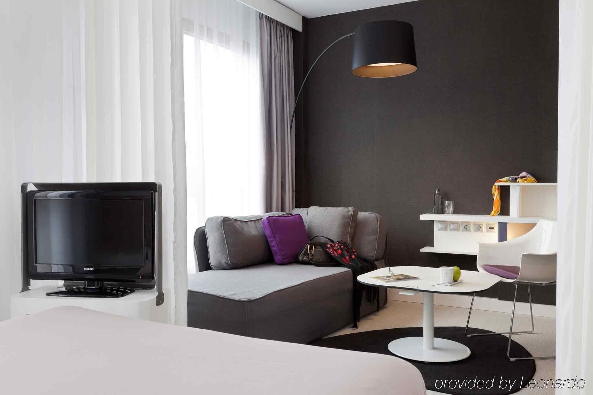 Novotel Suites Malaga Centro Room photo
